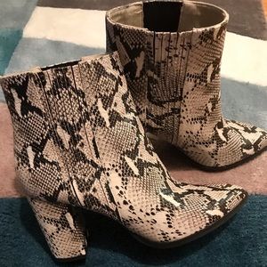 Snake booties